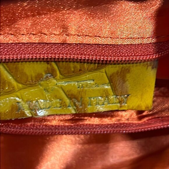 Michael Rome Designs Croc Embossed Italian Leather Bag - Picture 9 of 14